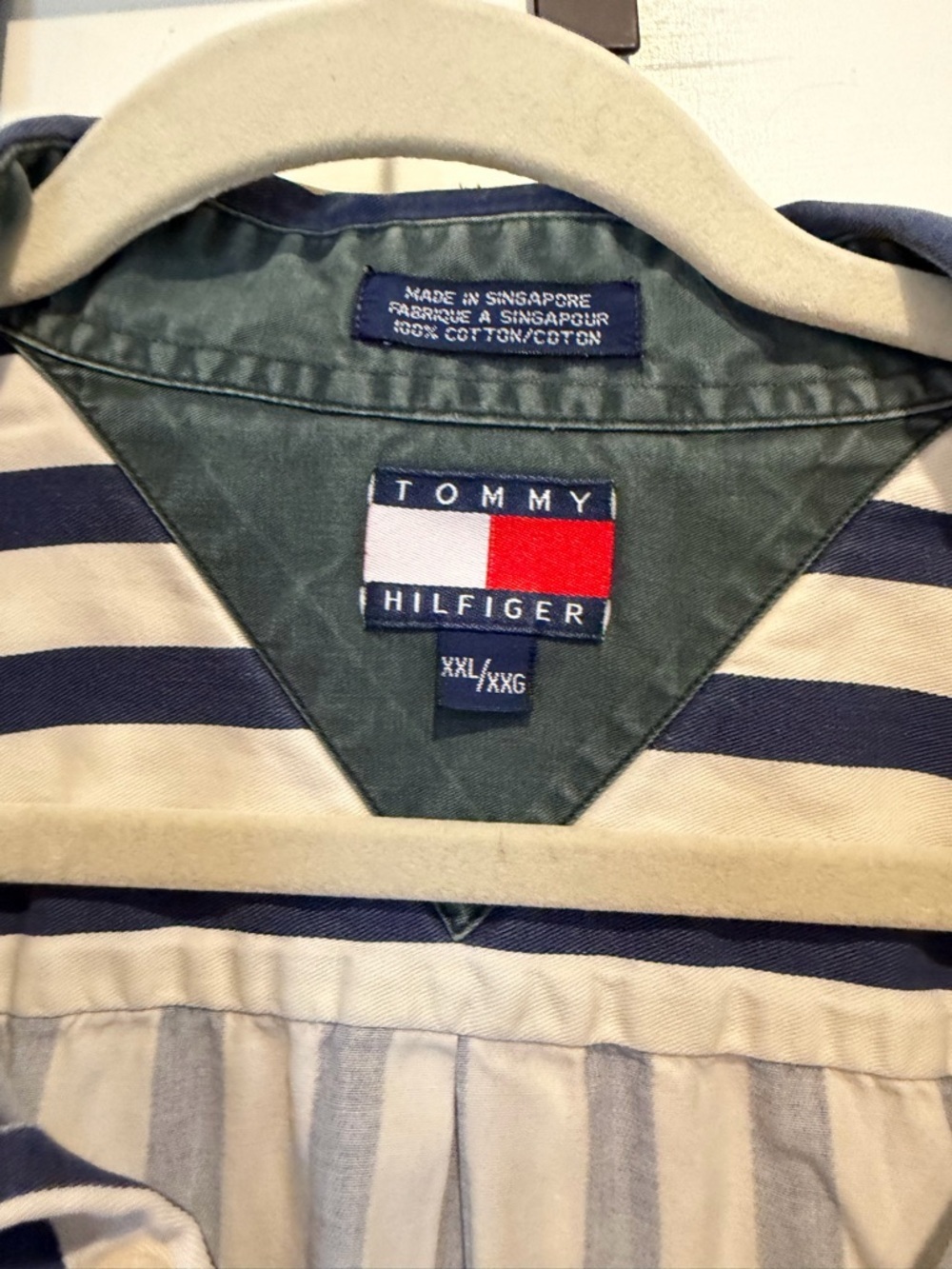 Vintage 90s Tommy Hilfiger Men’s Navy & White Vertical Stripe Button-Down Shirt - Picture 5 of 8